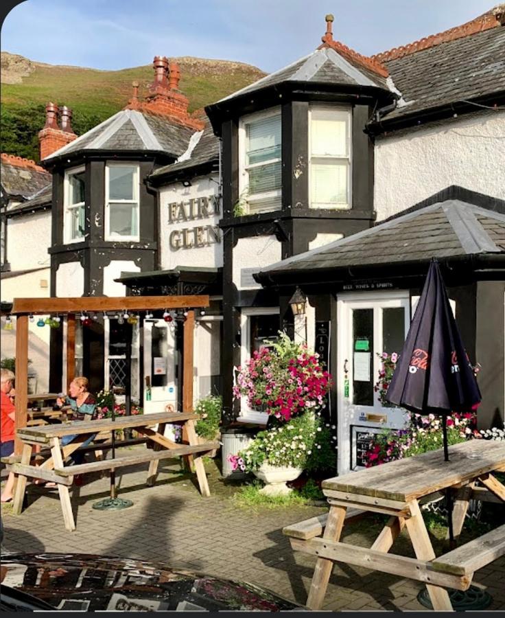 Woodbriar Bed and Breakfast Penmaen-mawr Eksteriør billede